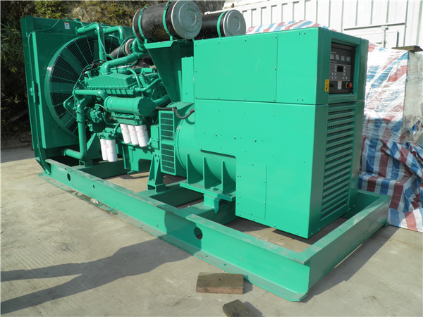 桥东发电车出租-柴油发电机组在使用的过程中应该做好哪些防护工作