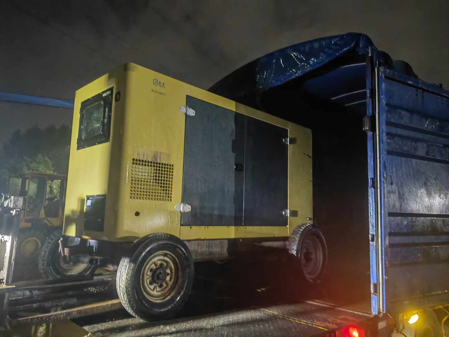 桥东如何根据负载特性选择合适的柴油发电机？